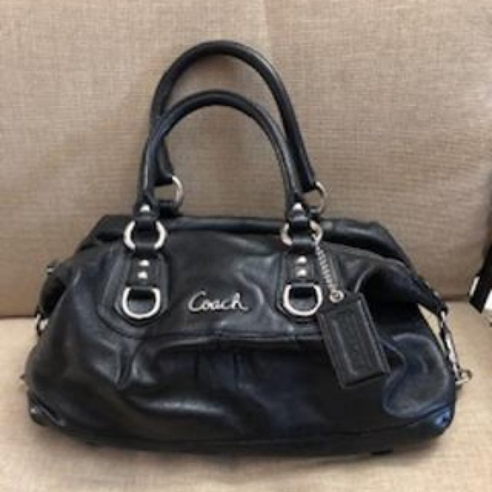CoachLeather bag